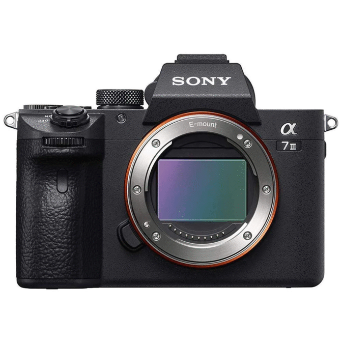 SONY Alpha 7 III Fotocamera Digitale Mirrorless Full-Frame Solo Corpo Sensore CMOS Exmor Full-Frame da 24.2 MP Retroilluminato, Stabilizzazione Integrata a 5 Assi, Dual Slot